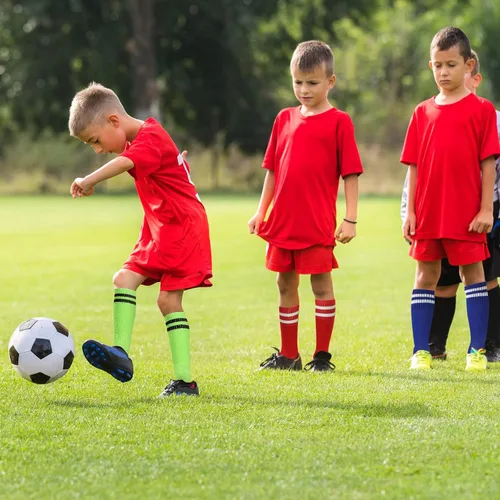 Vista 3 de 6 pares de calcetines de fútbol para niños pequeños transpirables sobre la rodilla para niños, calcetines de tubo a rayas, calcetines de fútbol