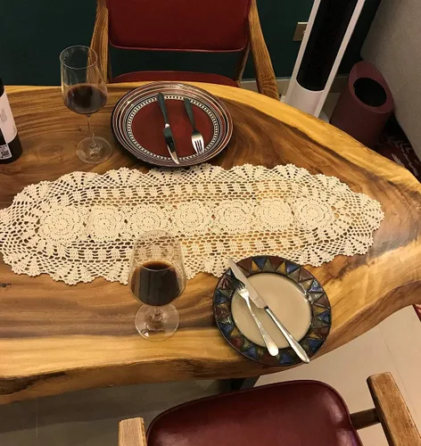 Vista 2 de Pasillos de mesa de algodón de ganchillo hechos a mano, color beige, bufandas ovaladas, 11.8 x 35 pulgadas.