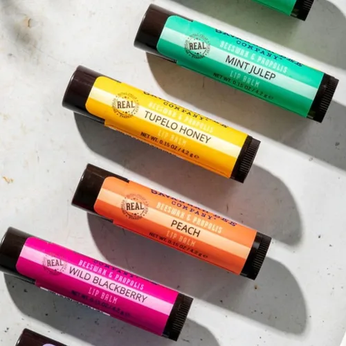 Vista 4 de Savannah Bee Company Bee Sweet Collection Lip Care - Bálsamo labial de hidratación durante todo el día, propóleos de miel natural, 4