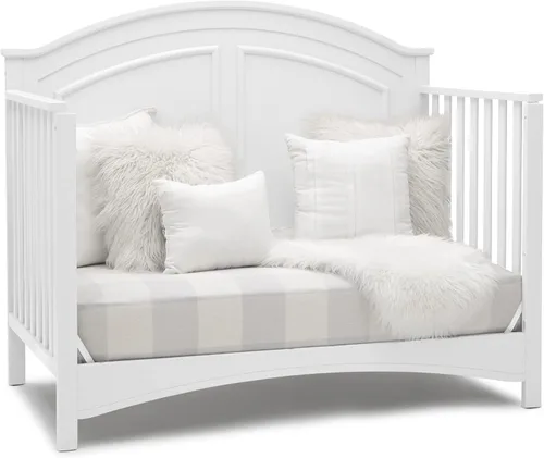 Vista 12 de Delta Children Perry, cuna convertible 6 en 1, con certificado Greenguard Gold, color blanco Bianca