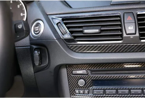 Vista 4 de YIWANG Cubierta de panel de decoración de consola central de coche estilo fibra de carbono para BMW X1 E84 2010-2015 conducción izquierda accesorios