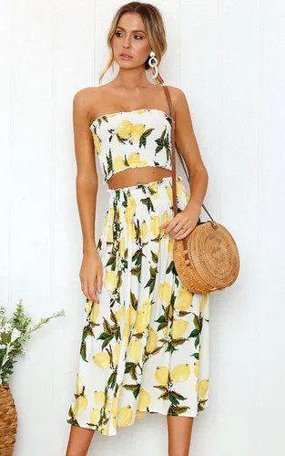 Vista 3 de Angashion - Traje de 2 piezas con camiseta corta y falda larga, diseño floral