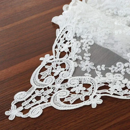 Vista 3 de ARTABLE Camino de mesa rectangular bordado de macramé de encaje con exquisito estilo vintage desgastado chic para mesas largas de cena de boda