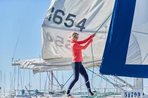 Vista 3 de Coolibar UPF 50 Paros Sailing Tee - Camiseta protectora solar para mujer