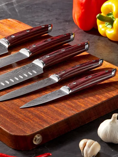 Vista 9 de FOHERE Juego de cuchillos de chef, 5 cuchillos de cocina ultra afilados con mango ergonómico de madera de Pakka roja, juego de cuchillos