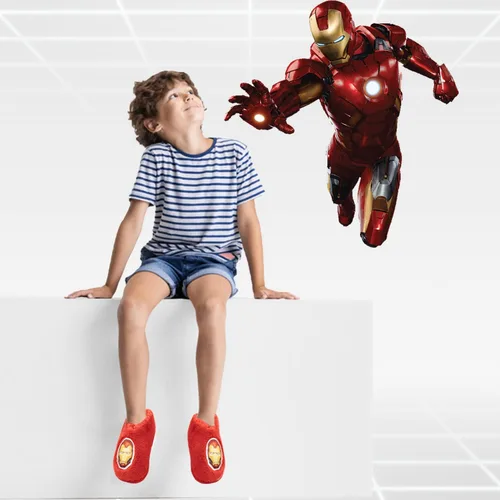 Vista 5 de Marvel Calcetines y pantuflas para niños con Spiderman, Capitán América, Iron Man y Vengadores, paquete de 2 y 3 unidades, pantuflas para niños