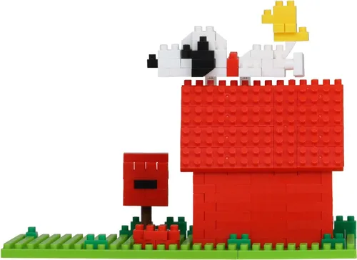 Vista 6 de nanoblock - Peanuts - Snoopy House, kit de construcción de la serie de colección de personajes