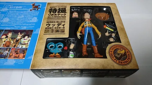Vista 2 de Walt Disney Toy Story: Sci-fi Revoltech 010 Woody Figura de acción