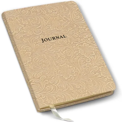 Vista 9 de Diario de cuero Gallery Leather - Elaborado en Maine, EE. UU. - Elegante cuaderno de escritura de cuero con 192 páginas rayadas - Un espacio