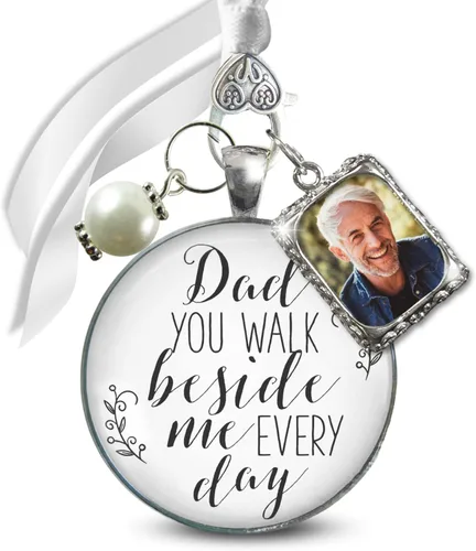 Vista 10 de Gutsy Goodness Ramo de novia Charm Dad You Walk Beside Me Memorial Wedding Remembrance Charm Marco de fotos en memoria del padre Marco de fotos