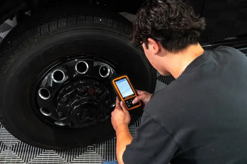 Vista 8 de GEARWRENCH Herramienta universal de programación y diagnóstico TPMS