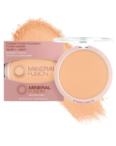 Vista 27 de Mineral Fusion Base de maquillaje en polvo prensado, polvo facial con acabado mate para piel clara con subtonos rosa/rojo, maquillaje natural