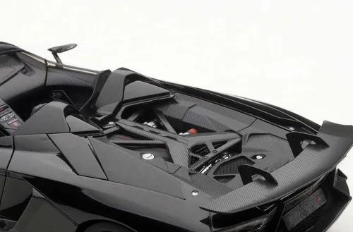 Vista 4 de AUTOart 74676 1/18 - Signatura: Lamborghini Aventador J, Negro