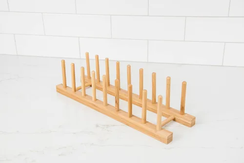 Vista 3 de Lipper International 887 Estante para platos de madera de bambú y soporte para tapa de olla, 15-3/8" x 4-3/8" x 4