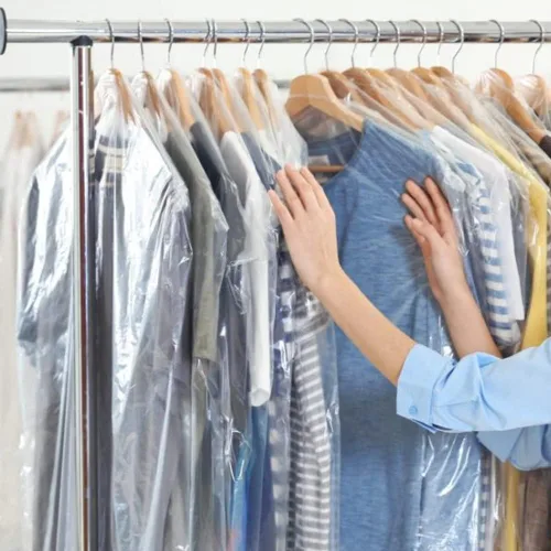Vista 7 de BEISHIDA 25 bolsas de plástico de 35.5 pulgadas, bolsas de plástico transparente para limpieza en seco, bolsas de lavandería para ropa para colgar