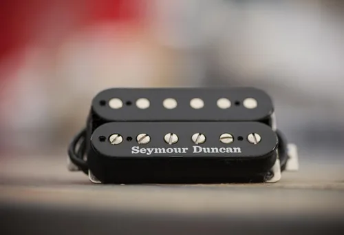 Vista 3 de Seymour Duncan SH-4 JB Modelo Puente Pastilla Humbucker – Negro