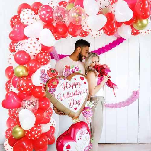 Vista 6 de Kit de guirnalda de arco de globos para el día de San Valentín, globos de corazón de confeti rojo y blanco con globo de amor de 40 pulgadas, 300