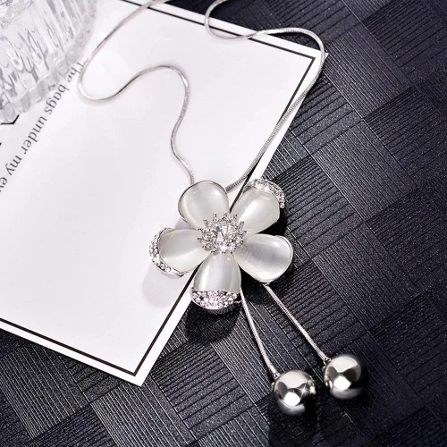 Vista 6 de TULIP LY Collar con colgante de cristal blanco para mujeres y niñas.