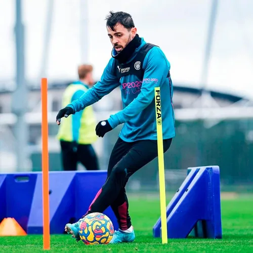 Vista 4 de FORZA Bastones de entrenamiento de agilidad de fútbol - 1.339 in de grosor 2X tamaños: 3 pies/5.5 pies