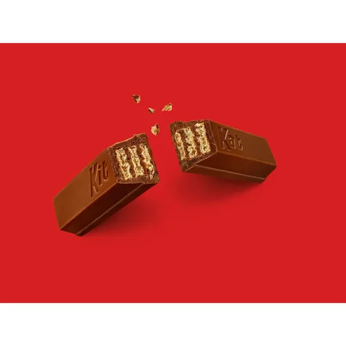 Vista 7 de KIT KAT Obleas de chocolate con leche, tamaño de bocadillo, bolsa de dulces de Navidad, 32 onzas