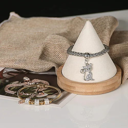 Vista 2 de Pangkeep Soporte de exhibición de pulsera de cono de bambú para mostrar venta (beige)