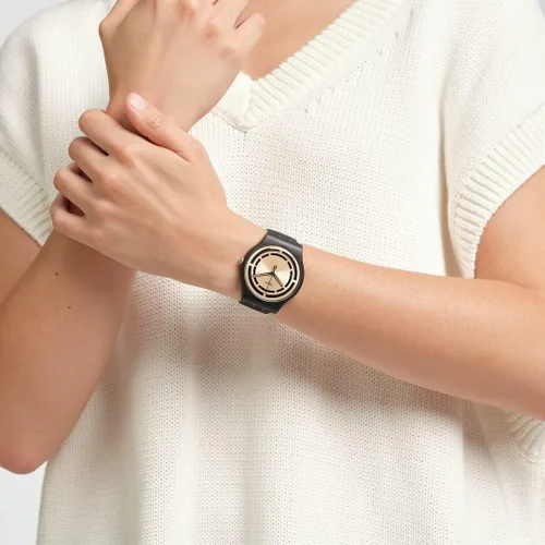 Vista 3 de Swatch Colección nuevo reloj de cuarzo con signo transparente estándar de BIOCERAMIC, Beige