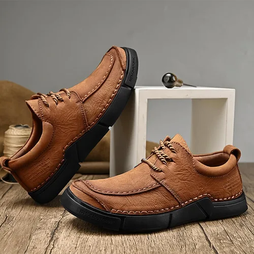 Vista 7 de Zapatillas casuales de cuero genuino para hombre, zapatos planos de punta redonda, suela suave con cordones, cómodos zapatos de senderismo al aire
