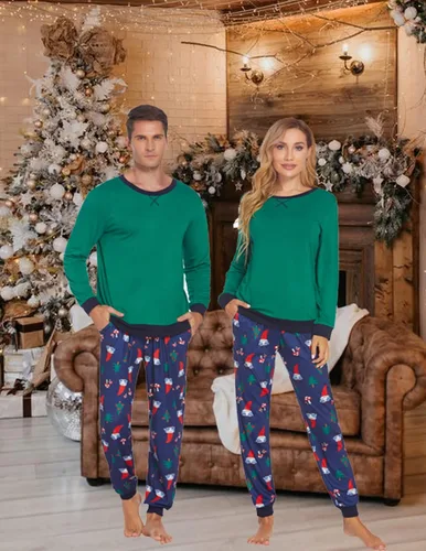 Vista 4 de Ekouaer Family Matching Pajamas Christmas Sleepwear Long Sleeve Sleep Shirt with Long Pants Soft Loungewear Pjs Set