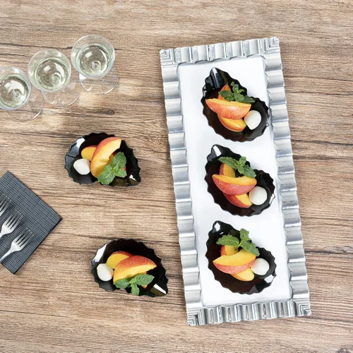 Vista 6 de Restaurantware Mini platos de plástico de 3.3 x 3.3 pulgadas, 100 platos desechables – Platos de degustación de plástico negro en forma de concha