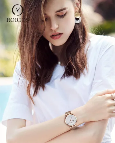 Vista 2 de RORIOS Reloj de pulsera para mujer de moda con esfera estrellada brillante y correa de acero inoxidable para mujer, plateado A, Classic
