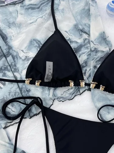 Vista 4 de SHENHE Conjunto de bikini triangular a rayas de 2 piezas para mujer, traje de baño de corte alto halter