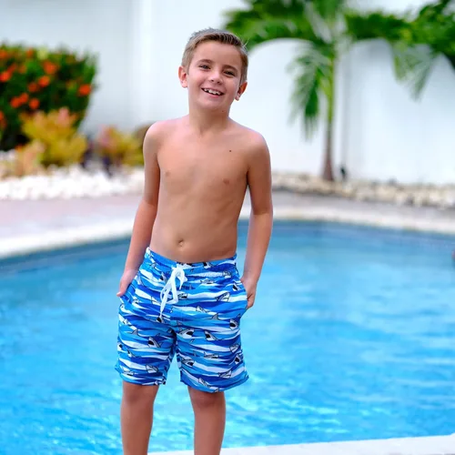 Vista 2 de Funnycokid Traje de baño para niños, con forro de compresión, traje de baño de secado rápido, pantalones cortos de playa para niños de 4 a 12 años