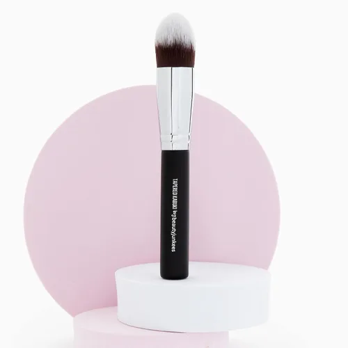 Vista 17 de Beauty Junkees Cepillo corrector para debajo de los ojos, pequeño, suave, esponjoso, cónico, sintético, sin crueldad, vegano, para polvo de fijación