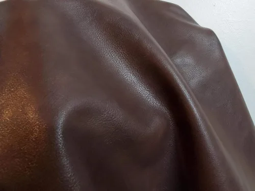 Vista 5 de NAT Leathers Cuero sintético vegano suave marrón PU (vegano aprobado por PETA) 1 yarda (36 pulgadas de largo x 54 pulgadas de ancho) cortado por