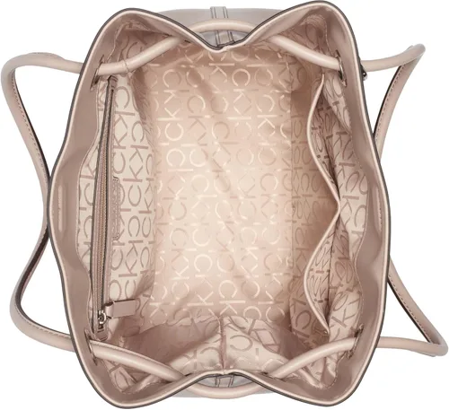 Vista 4 de Calvin Klein Gabrianna Bubble Lamb NorthSouth Key - Bolsa para artículos