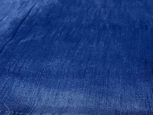 Vista 4 de The Design Cart Tela de seda cruda Bangalore lisa azul oscuro para artes y manualidades, bricolaje, costura y otros proyectos de costura, vestido
