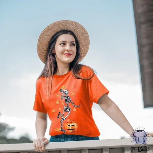 Vista 4 de Camisa de Halloween para mujer, camiseta de calabaza de Halloween, diseño de esqueleto de calabaza, camiseta de manga corta para otoño