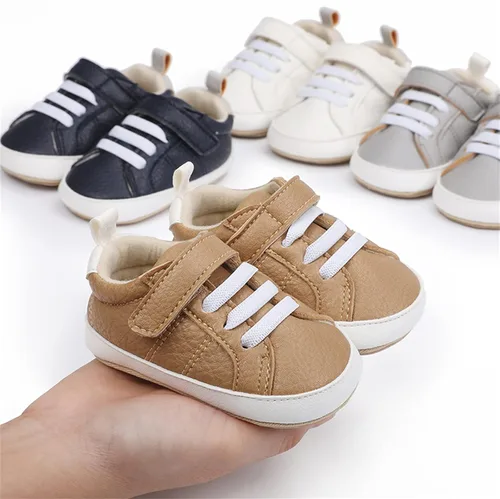Vista 4 de SOFMUO Zapatos deportivos de piel sintética para bebés, niños y niñas, con suela de goma suave, mocasines Oxford para recién nacidos
