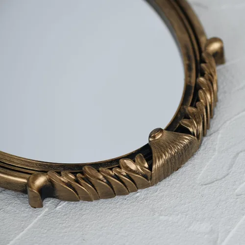 Vista 7 de Espejo de maquillaje ovalado de plástico dorado vintage (bronce, 11 x 7 pulgadas)