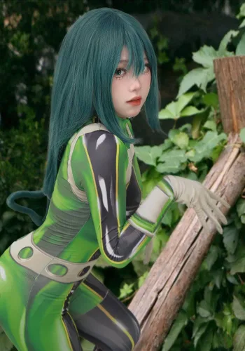 Vista 5 de DAZCOS Disfraz de anime para mujer, talla 0-18 de EE. UU