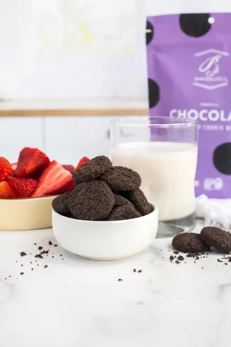 Vista 7 de Bakeology Galletas veganas - Mini galletas crujientes de chocolate sin gluten, sin lácteos, sin OMG, 0.00 oz de grasa trans, dulces de postre a base