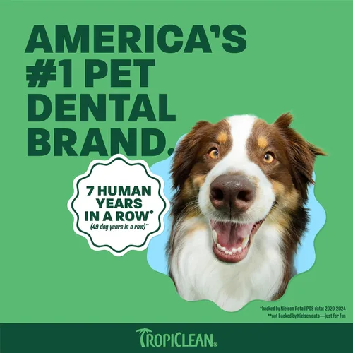 Vista 6 de TropiClean Fresh Breath Enticers - Gel para dientes de mantequilla de maní y miel para perros, 2 onzas