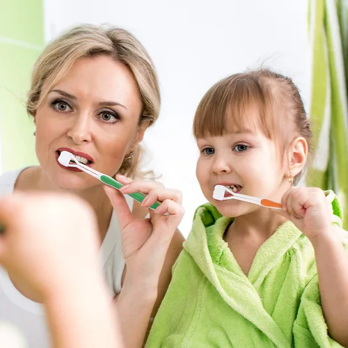Vista 4 de Boao 2 piezas de cepillo de dientes de viaje para autismo de tres cerdas para dientes completos, cerdas de gran ángulo para limpiar cada diente