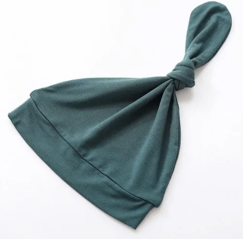 Vista 6 de Conjunto de gorro anudado para bebés recién nacidos, de viscosa de bambú, suave, con mitones