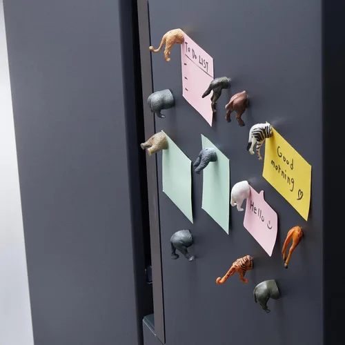 Vista 4 de Añade un poco de humor y diversión a tu refrigerador con nuestros imanes de animales salvajes, perfectos para el hogar, imanes de refrigerador