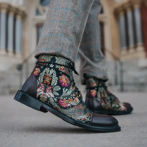 Vista 4 de TAFT Jack Boot - Botas de vestir hechas a mano de cuero y lana para hombre, paisley marrón topo