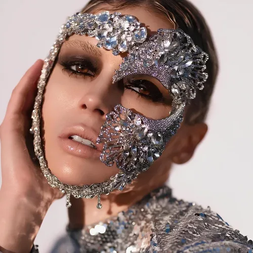 Vista 7 de STONEFANS Máscara de mascarada para mujer, máscara de Mardi Gras veneciana plateada con diamantes de imitación, disfraz de mascarada para mujer