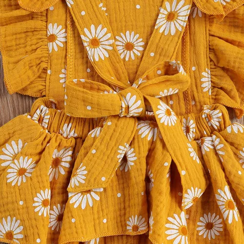 Vista 7 de Mameluco para bebé recién nacido, con margaritas, ropa ajustable con volantes de una pieza, overol de verano para bebé Naranja