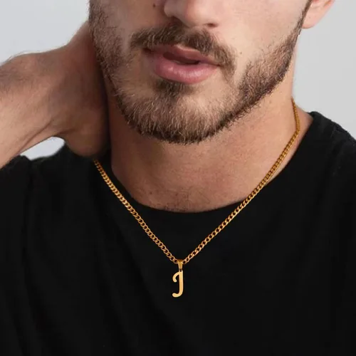 Vista 5 de LUXEJEW Collares con inicial de cadena cubana de oro para hombres, dije de letra, collar con inicial para hombres, niños y mujeres, collares