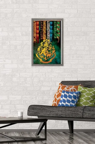 Vista 2 de Trends International The Wizarding World: Harry Potter - Póster de pared con crestas de la casa, 14.725 x 22.375 pulgadas, versión enmarcada